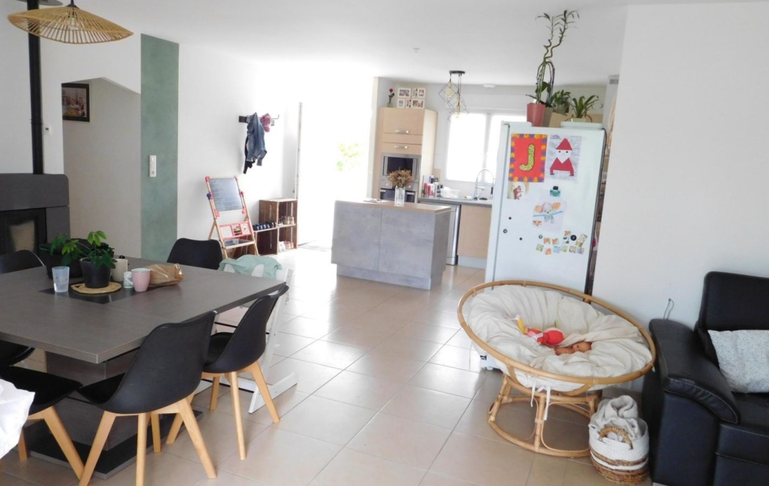 FAMICITY DIJON : House | SAINT-VALERIEN (85570) | 96 m2 | 210 000 € 